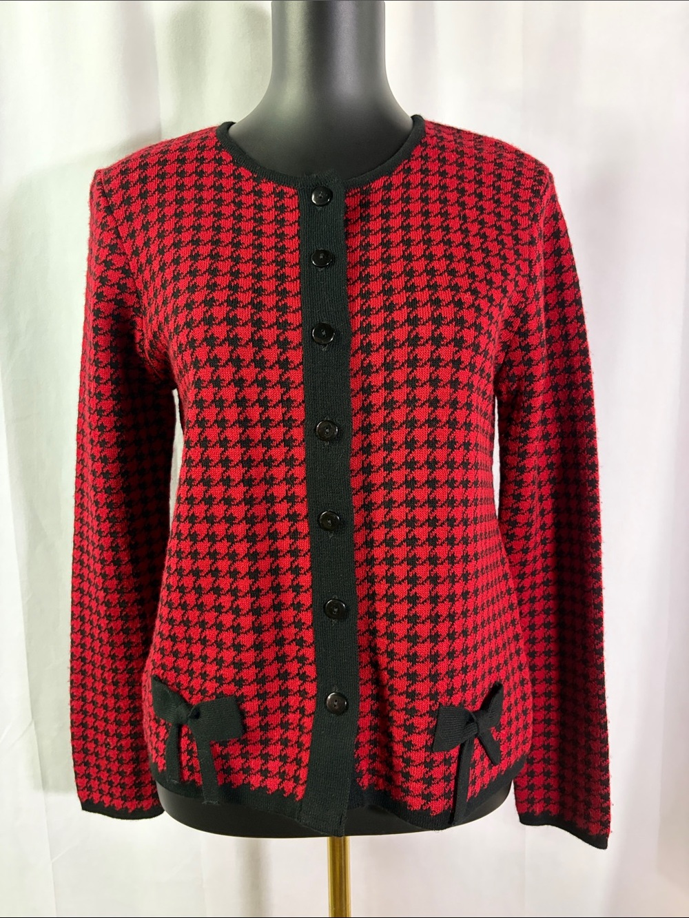 Vintage Dorby Red & Black Houndstooth Print Bow Accent Button Front Cardigan